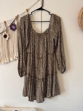 Le Lis Brown & Cream Printed Long-Sleeve Tiered Mini Dress